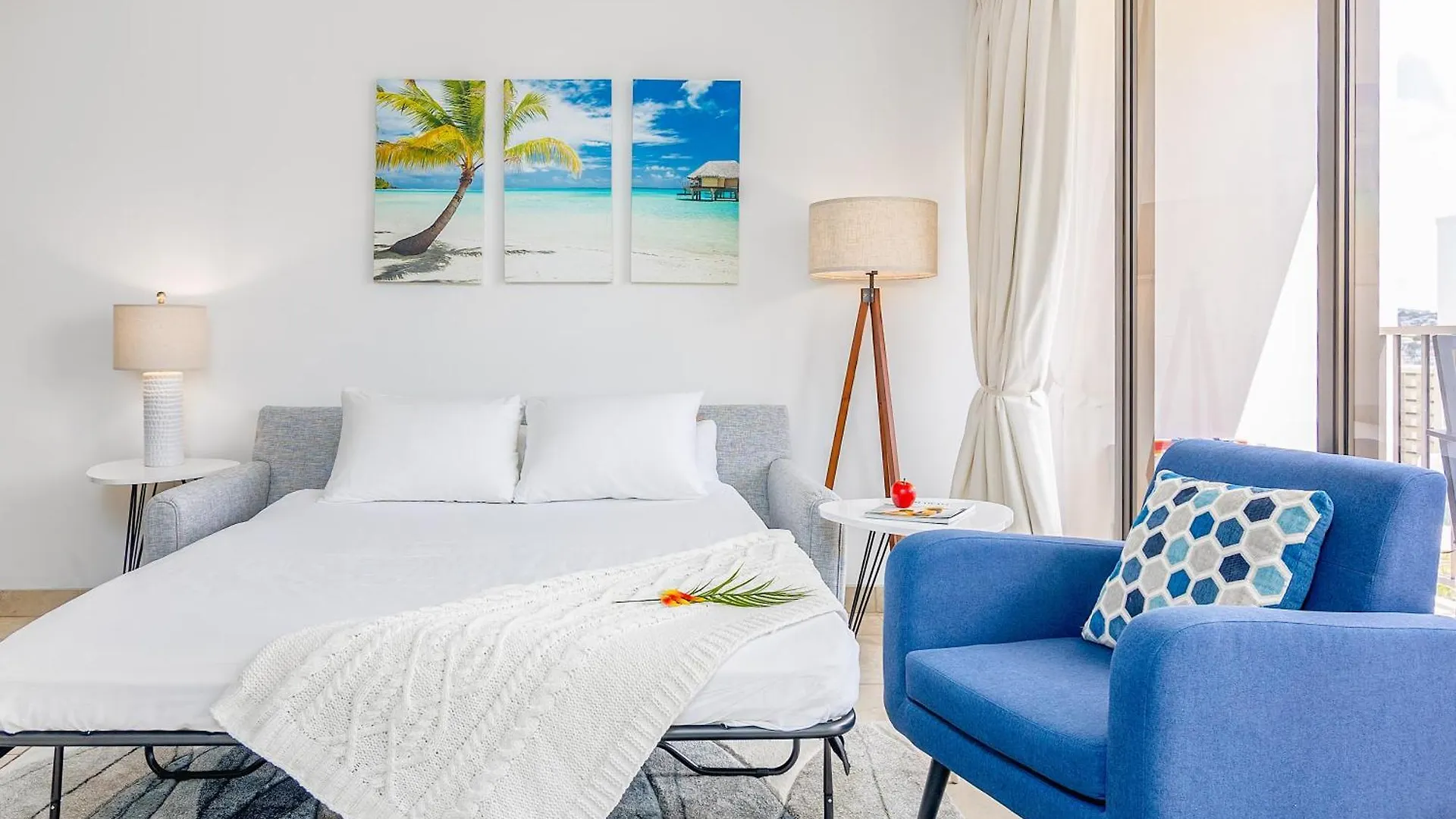 Diamond Head View Condo, Steps To Beach & Free Parking! Honolulu Apartment