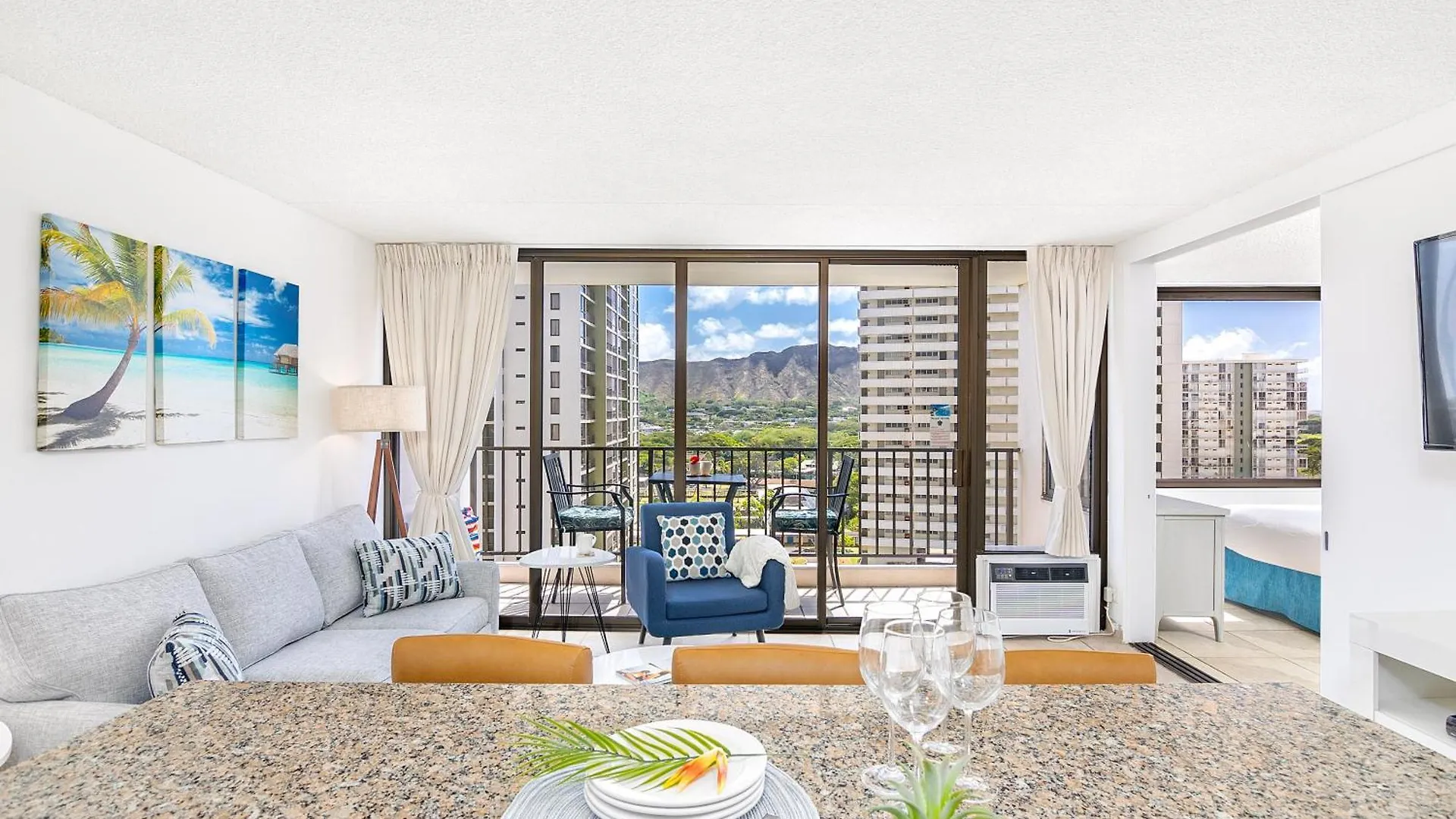Diamond Head View Condo, Steps To Beach & Free Parking! Honolulu United States