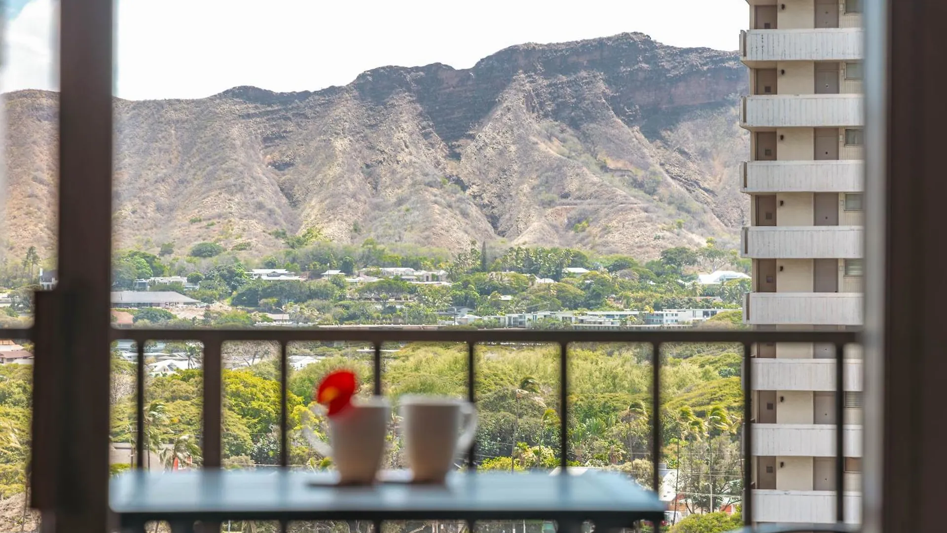 Diamond Head View Condo, Steps To Beach & Free Parking! Honolulu United States