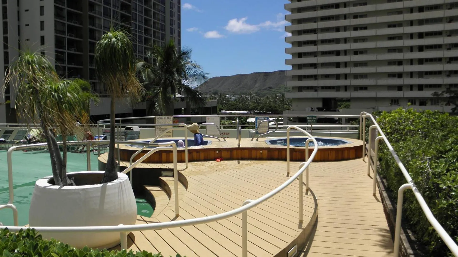 Diamond Head View Condo, Steps To Beach & Free Parking! Honolulu 0*,